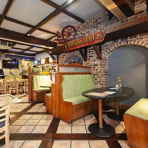 The Bower Hotel Toowoomba