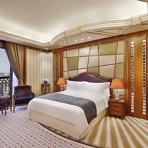 the-ritz-carlton.hotelsinjeddah.net/